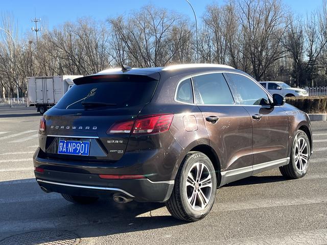 Borgward BX7