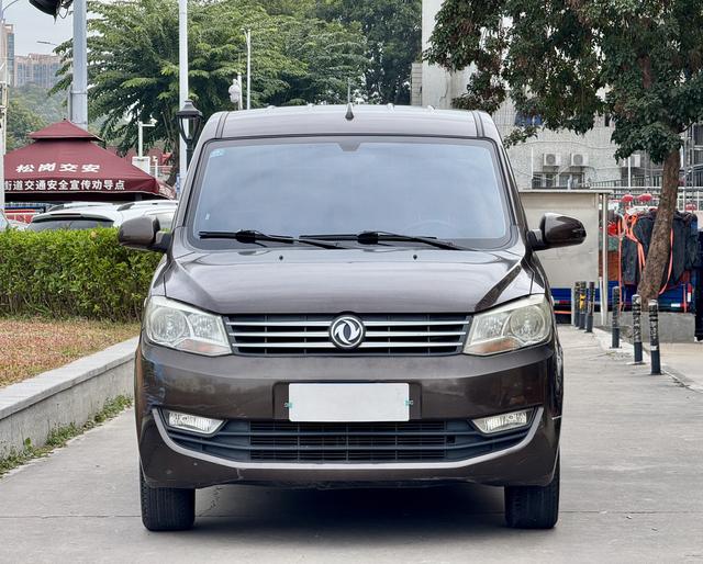 Dongfeng Fengon 330