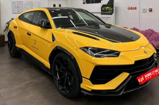 Lamborghini Urus