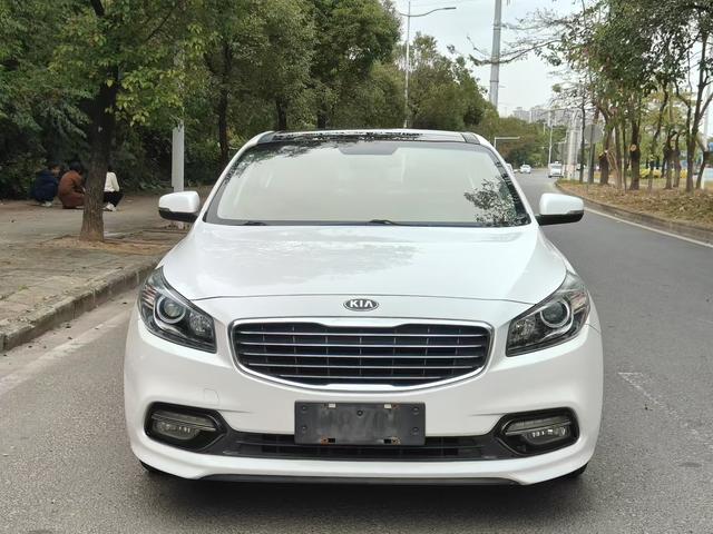 Kia K4