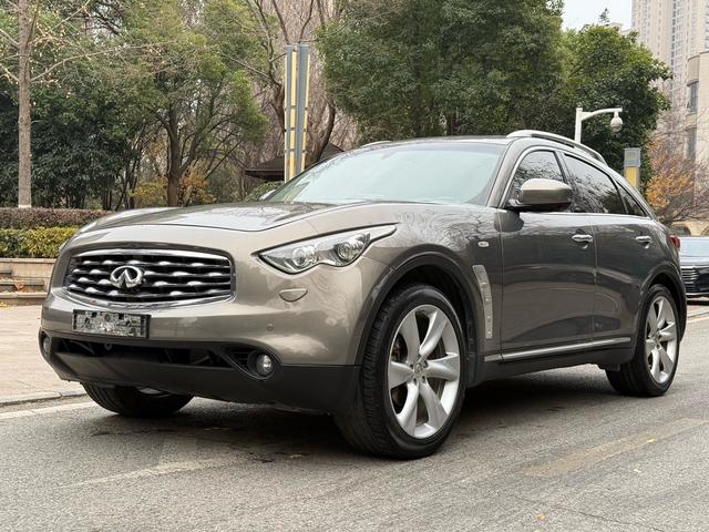 Infiniti FX