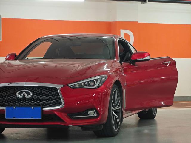 Infiniti Q60