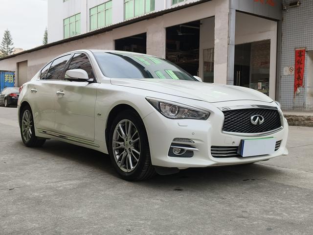 Infiniti Q50L