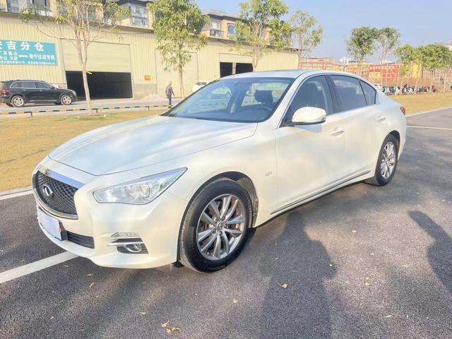 Infiniti Q50L