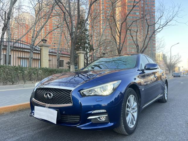 Infiniti Q50L