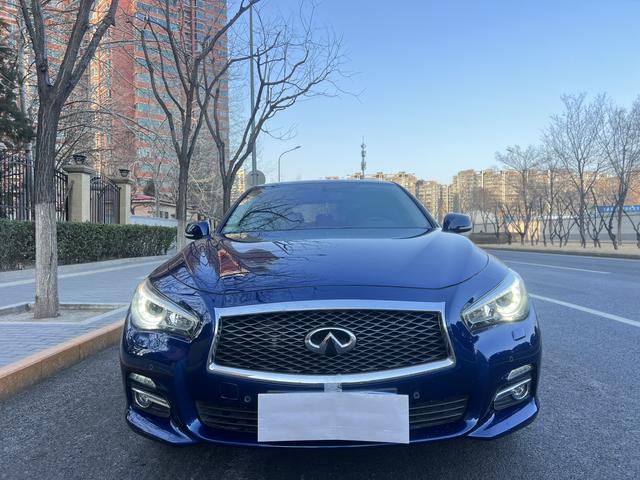 Infiniti Q50L