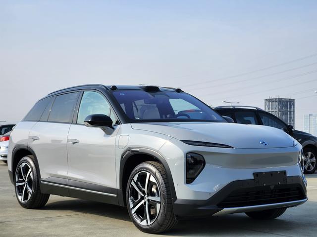 NIO ES7