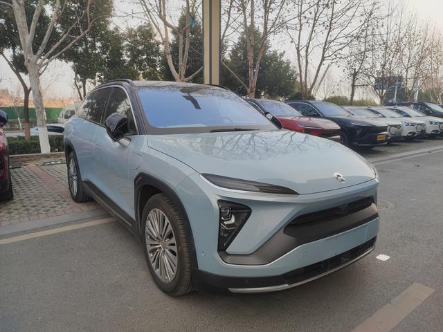 NIO ES6