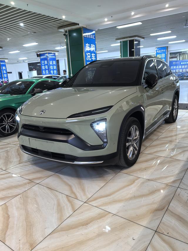 NIO ES6