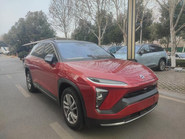 NIO ES6