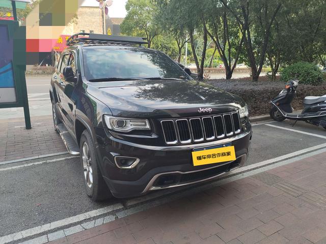 Jeep Grand Cherokee (imported)