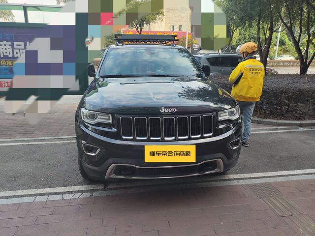 Jeep Grand Cherokee (imported)