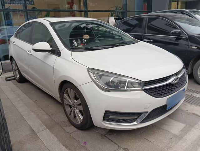 Chery Arrizo 5