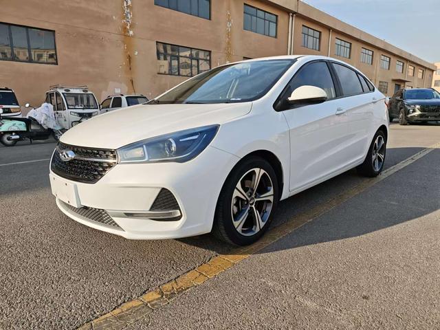 Chery Arrizo 5