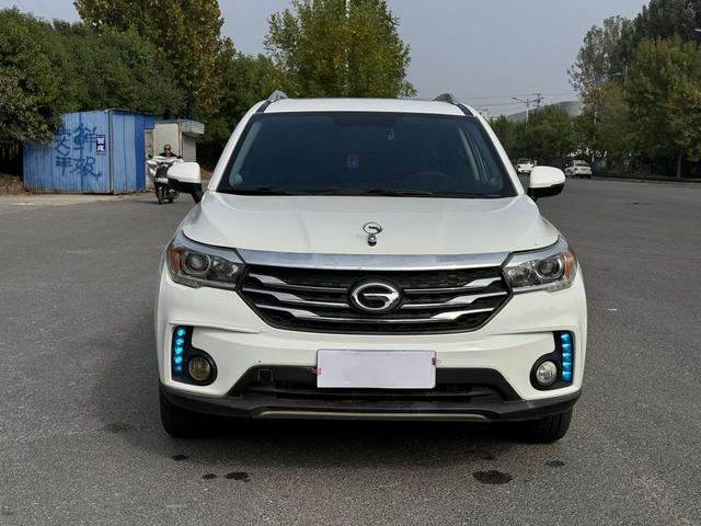 GAC Trumpchi GS4