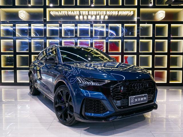 Audi RS Q8