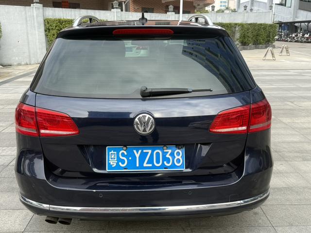 Volkswagen Magotan (imported)