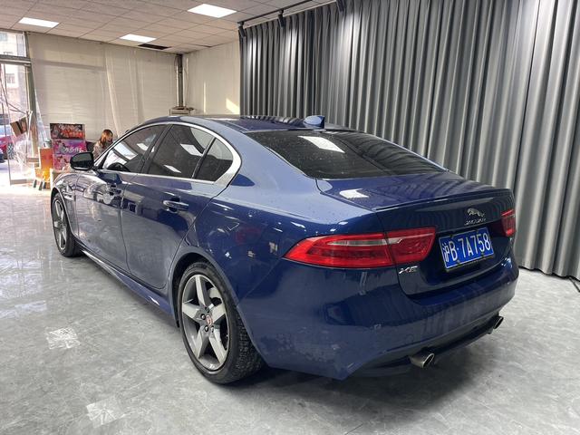 Jaguar XE