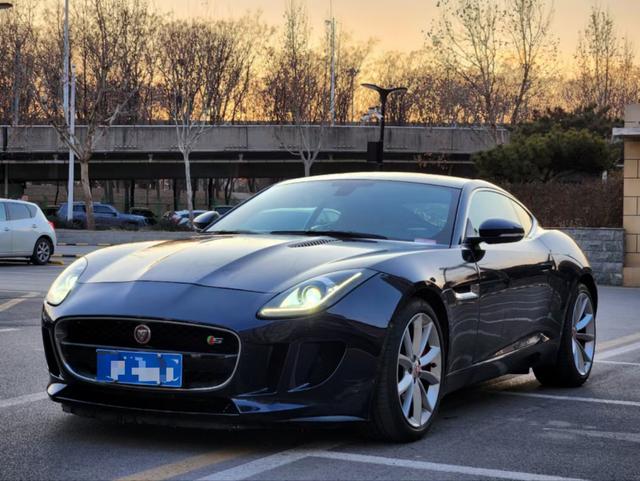 Jaguar F-TYPE