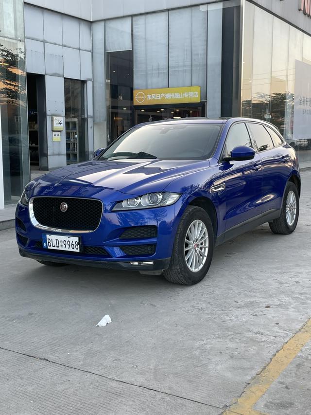 Jaguar F-PACE