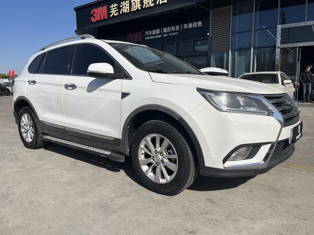 BAIC Magic S6