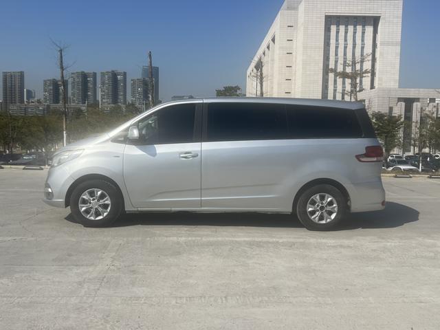 Maxus G10