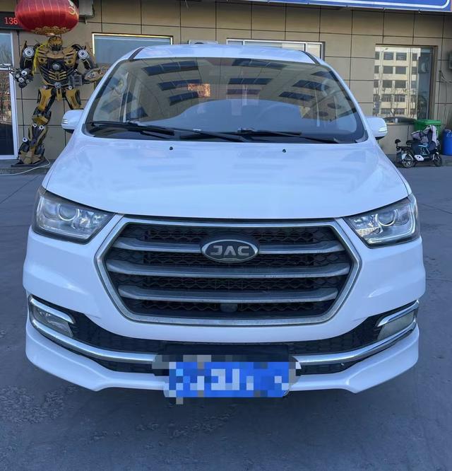 JAC Ruifeng M4