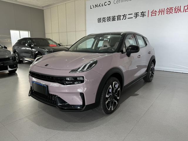 Lynk & Co 06