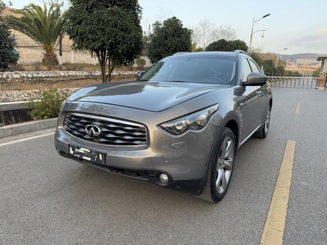 Infiniti FX