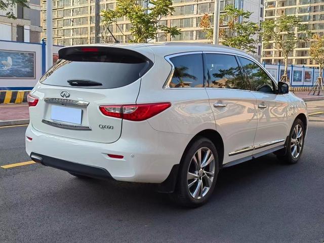 Infiniti QX60 (imported)