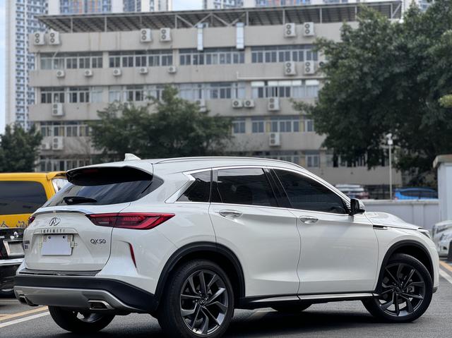 Infiniti QX50