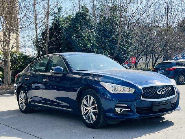 Infiniti Q50L