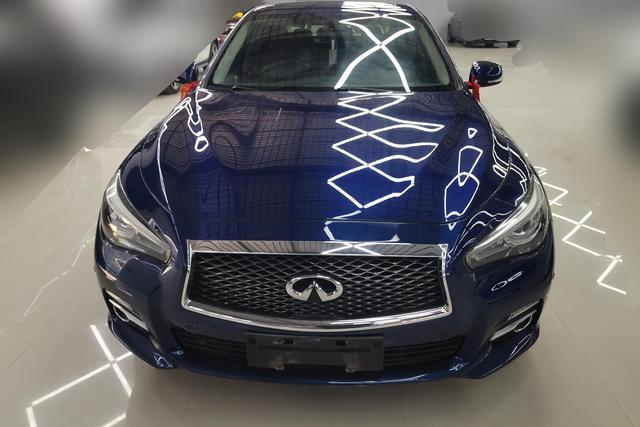 Infiniti Q50L