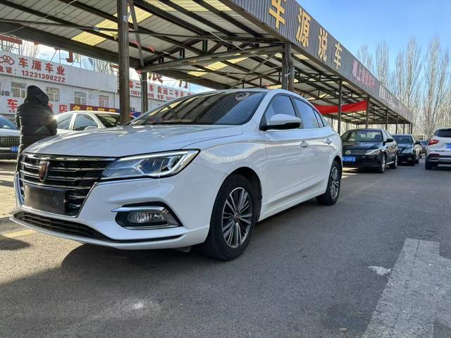 Roewe i5