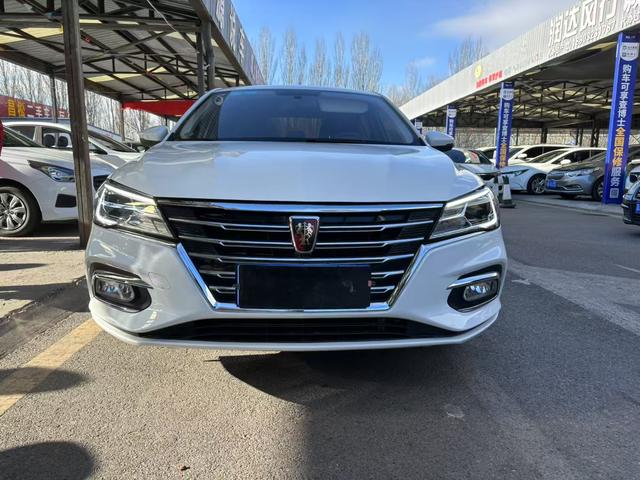 Roewe i5