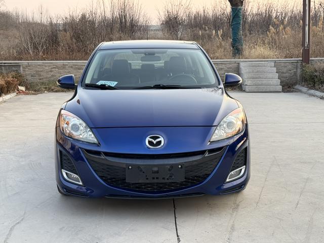 Mazda 3 (imported)