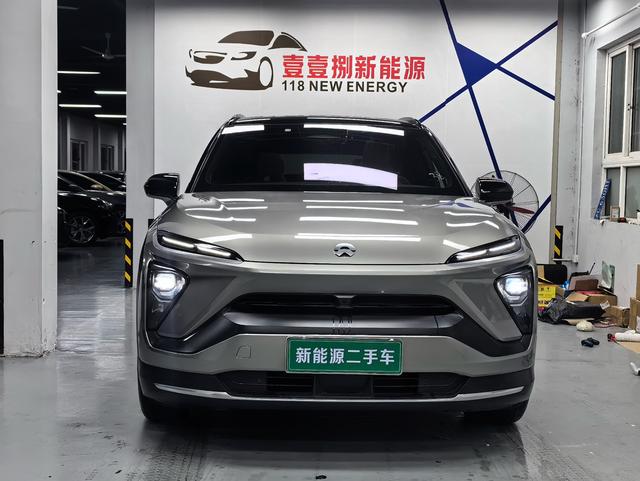 NIO ES6