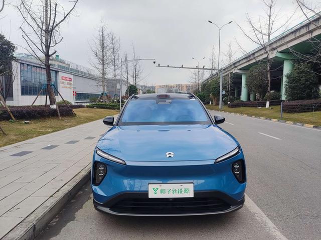 NIO ES6