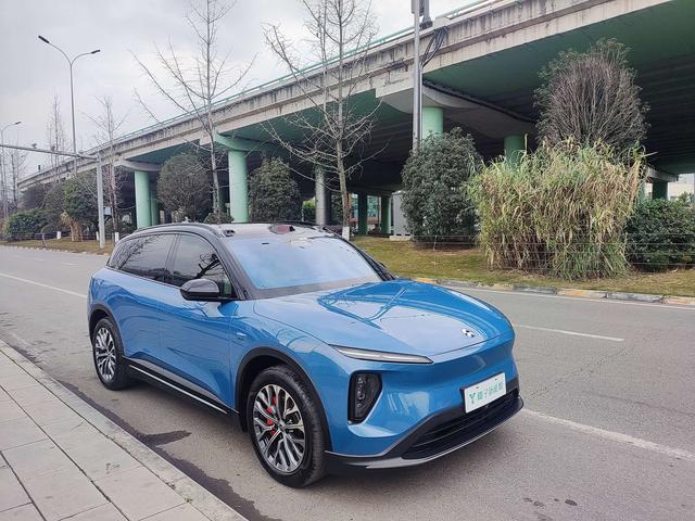 NIO ES6