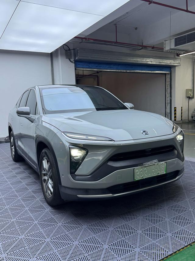 NIO EC6