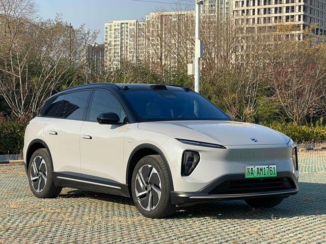 NIO EC6