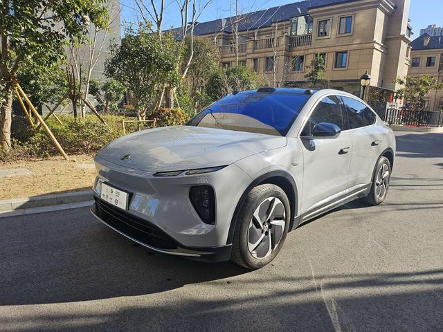 NIO EC6