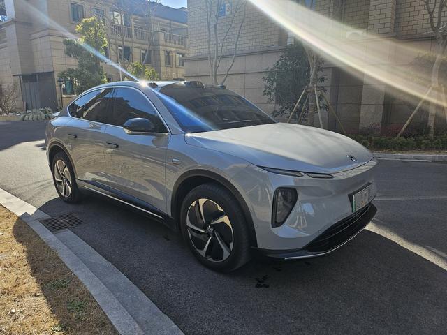 NIO EC6