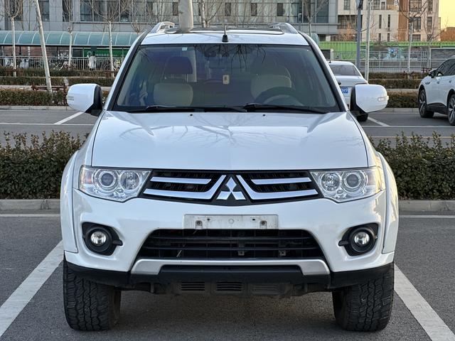 Mitsubishi Pajero Jinchang