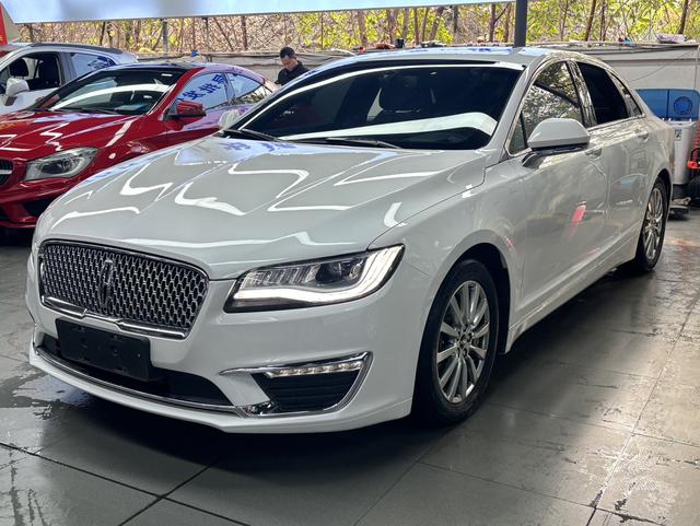 Lincoln MKZ