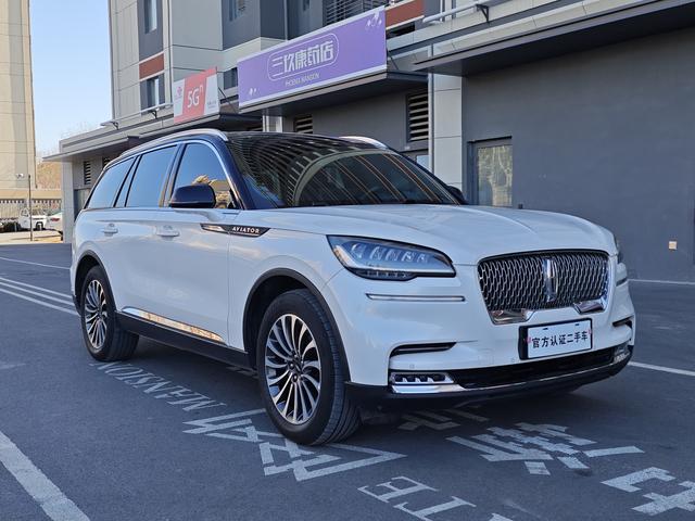 Lincoln Aviator