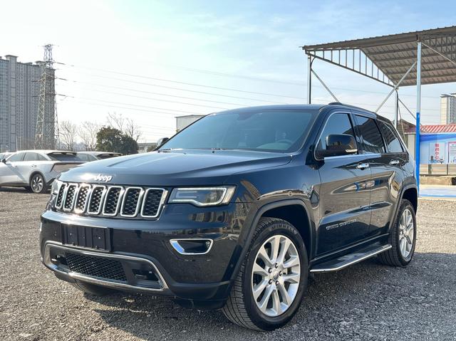 Jeep Grand Cherokee (imported)