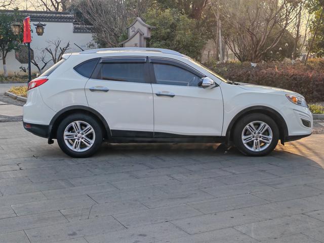 GAC Trumpchi GS5