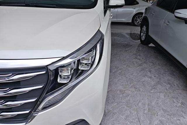 GAC Trumpchi M8