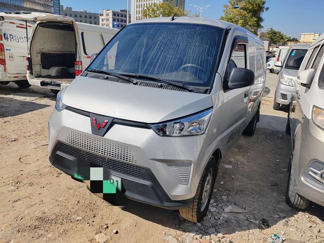 Wuling EV50